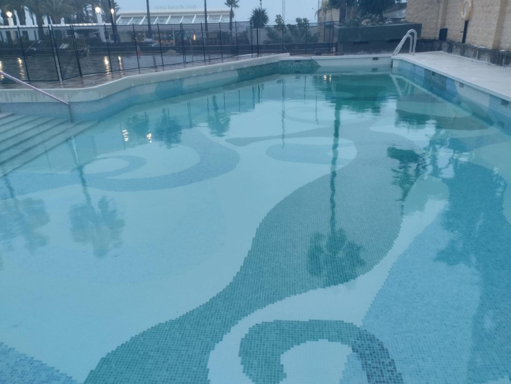 Edificio El Remo Vistas Al Mar Sun&Beach 托雷莫利诺斯 外观 照片